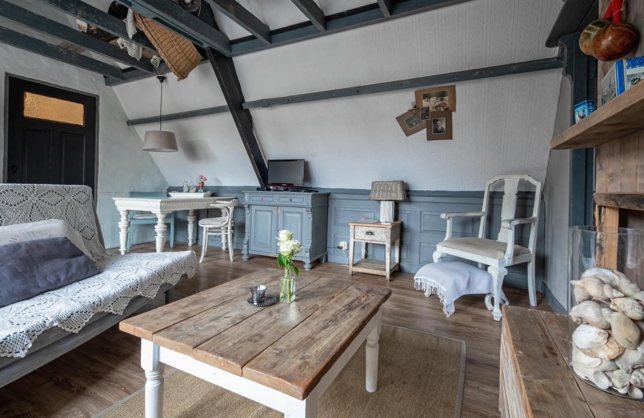 Smederij Texel Bed & Breakfast De Cocksdorp  Exterior photo
